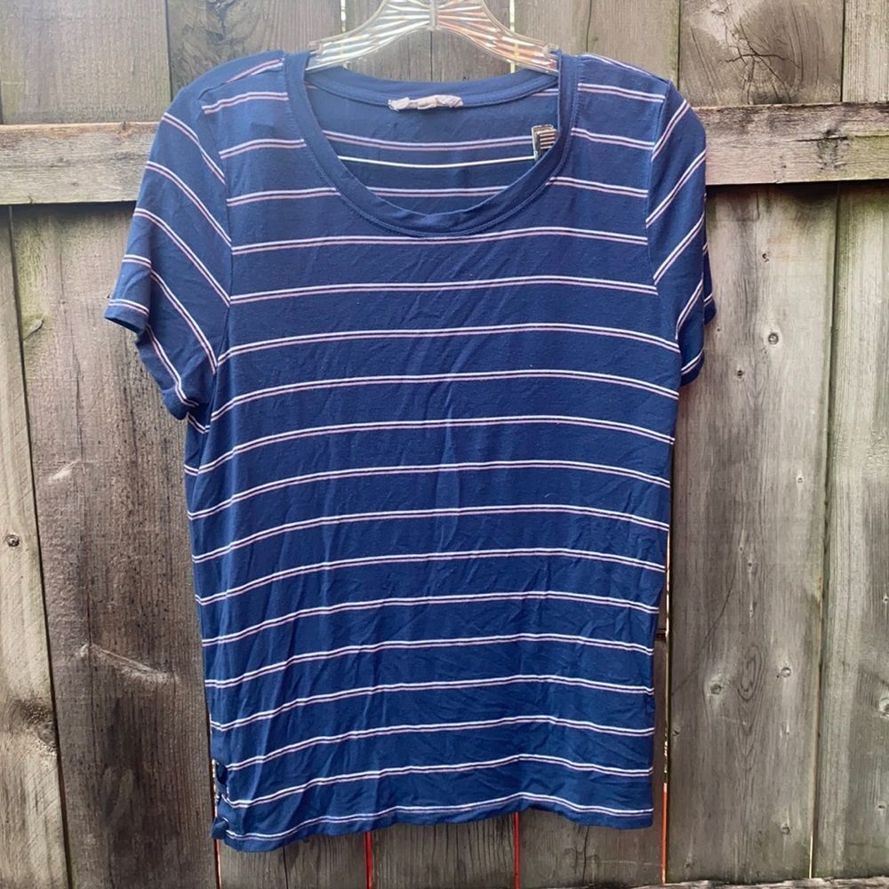 Pink republic tee sz. L